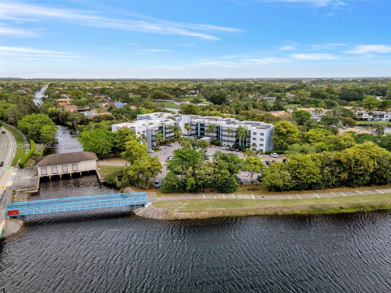 Property Photo:  1021 Mockingbird Ln 302  FL 33324 