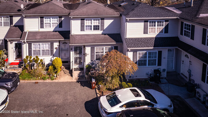 Property Photo: 103 Mosel Avenue NY 10304