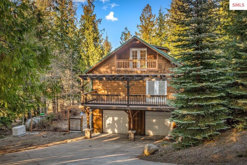 Property Photo:  1147 Wooded Acres Dr  ID 83860 