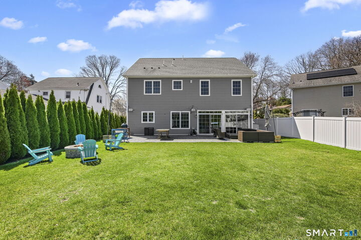 Property Photo:  55 Arlington Road  CT 06902 