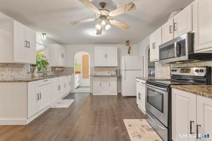 Property Photo:  668 Ellington Road  CT 06074 