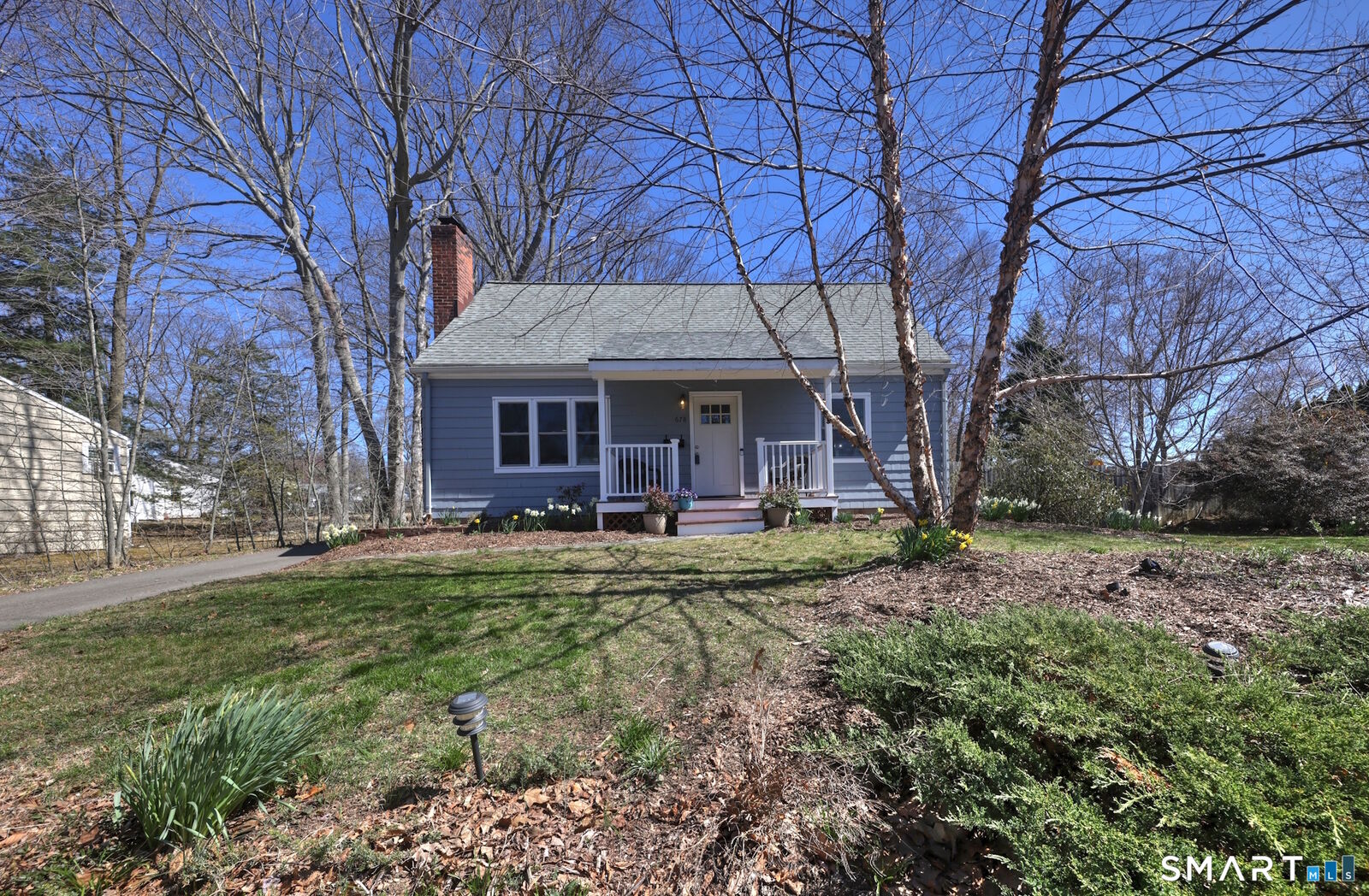 Property Photo: 678 Buckingham Avenue CT 06460