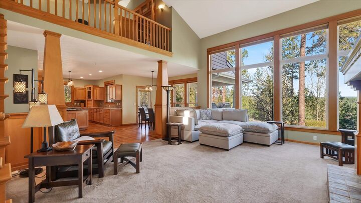 Property Photo: 1525 E Heritage Ln WA 99208