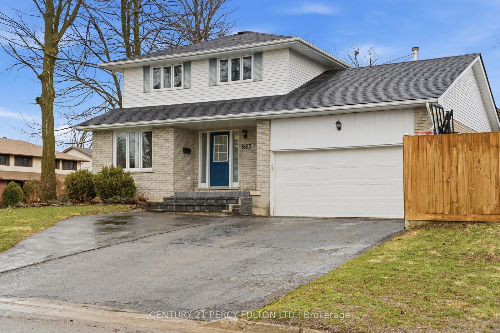 Property Photo: 1853 Mapleridge Drive ON K9K 1R1