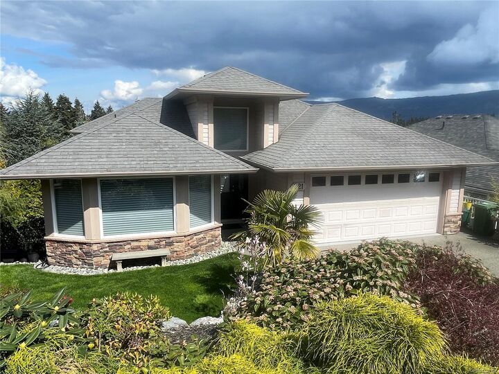 721 Country Club Dr — photo 1