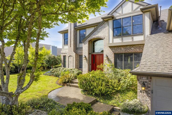 Property Photo:  4396 NW Honeysuckle Dr  OR 97330 