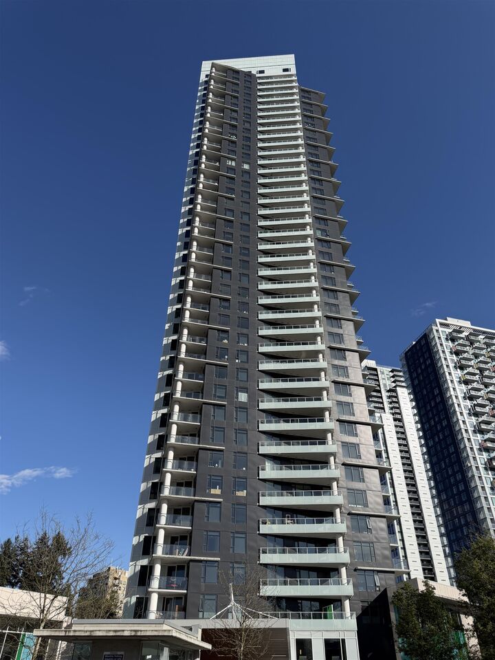 9887 Whalley Boulevard 307 — photo 1