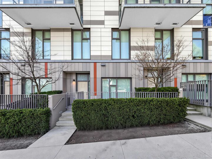 8111 Chester Street — photo 1