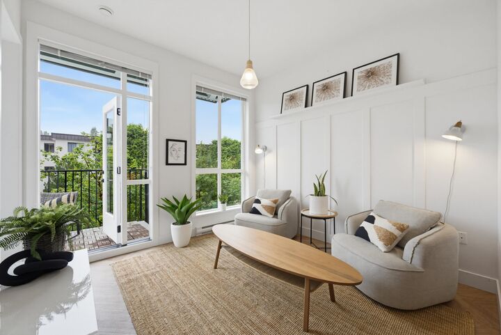 Property Photo: 10168 149 Street 214 BC V3R 0E9