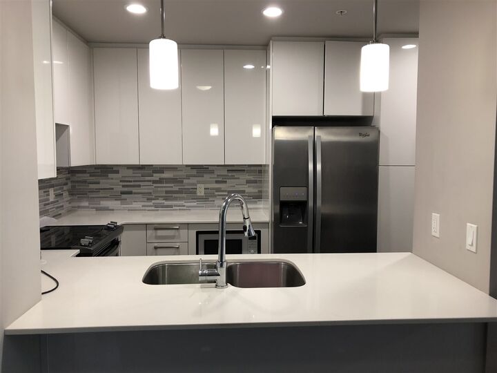 Property Photo: 2465 Wilson Avenue 406 BC V3C 0E6