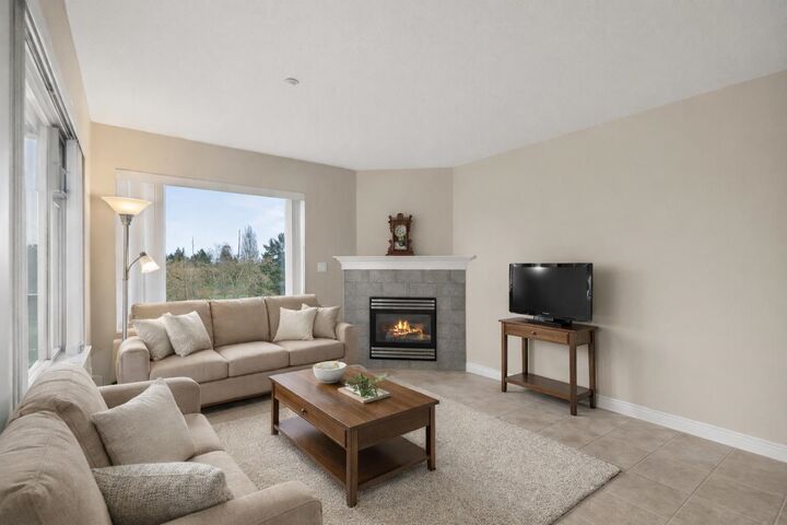 Property Photo: 1330 Hunter Road 203 BC V4L 1Y8