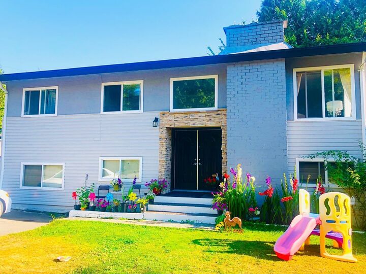 12472 100 Avenue — photo 1