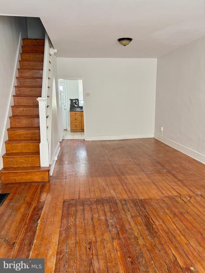Property Photo:  355 Mercy Street  PA 19148 