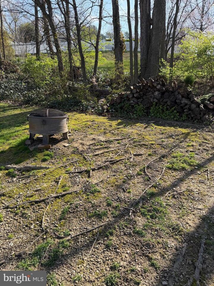 Property Photo:  1037 Signal Hill Lane  PA 17601 