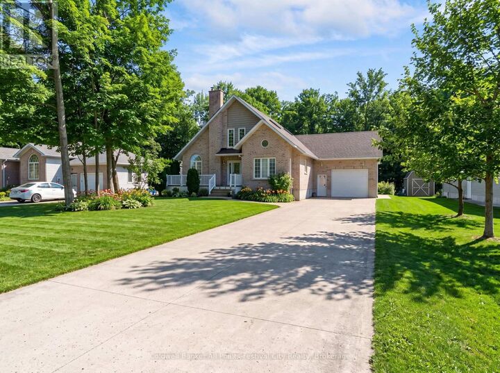 Property Photo: 207 Birch Crescent ON N0G 2R0