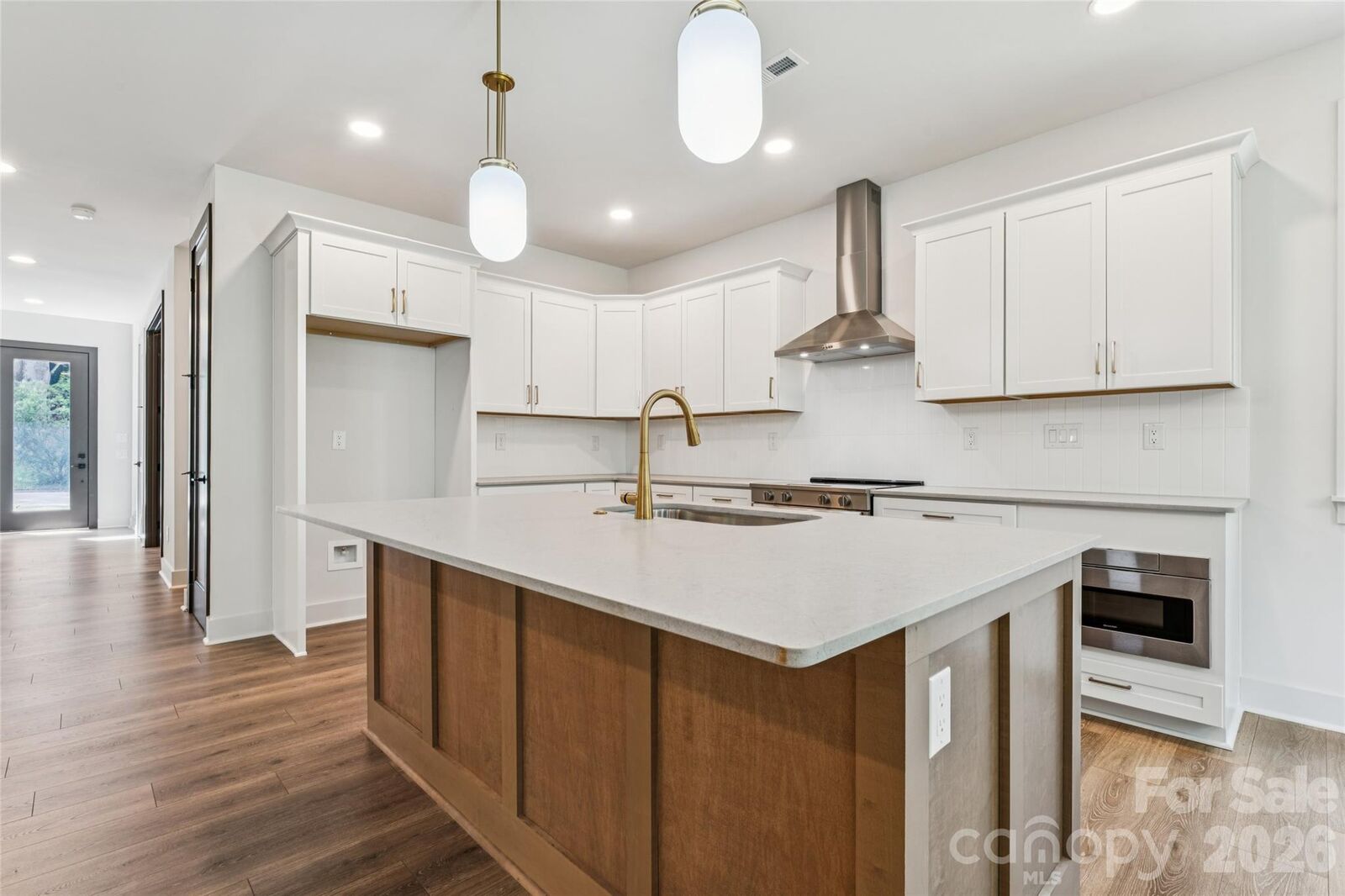 Property Photo:  2412 Crestview Drive  NC 28216 