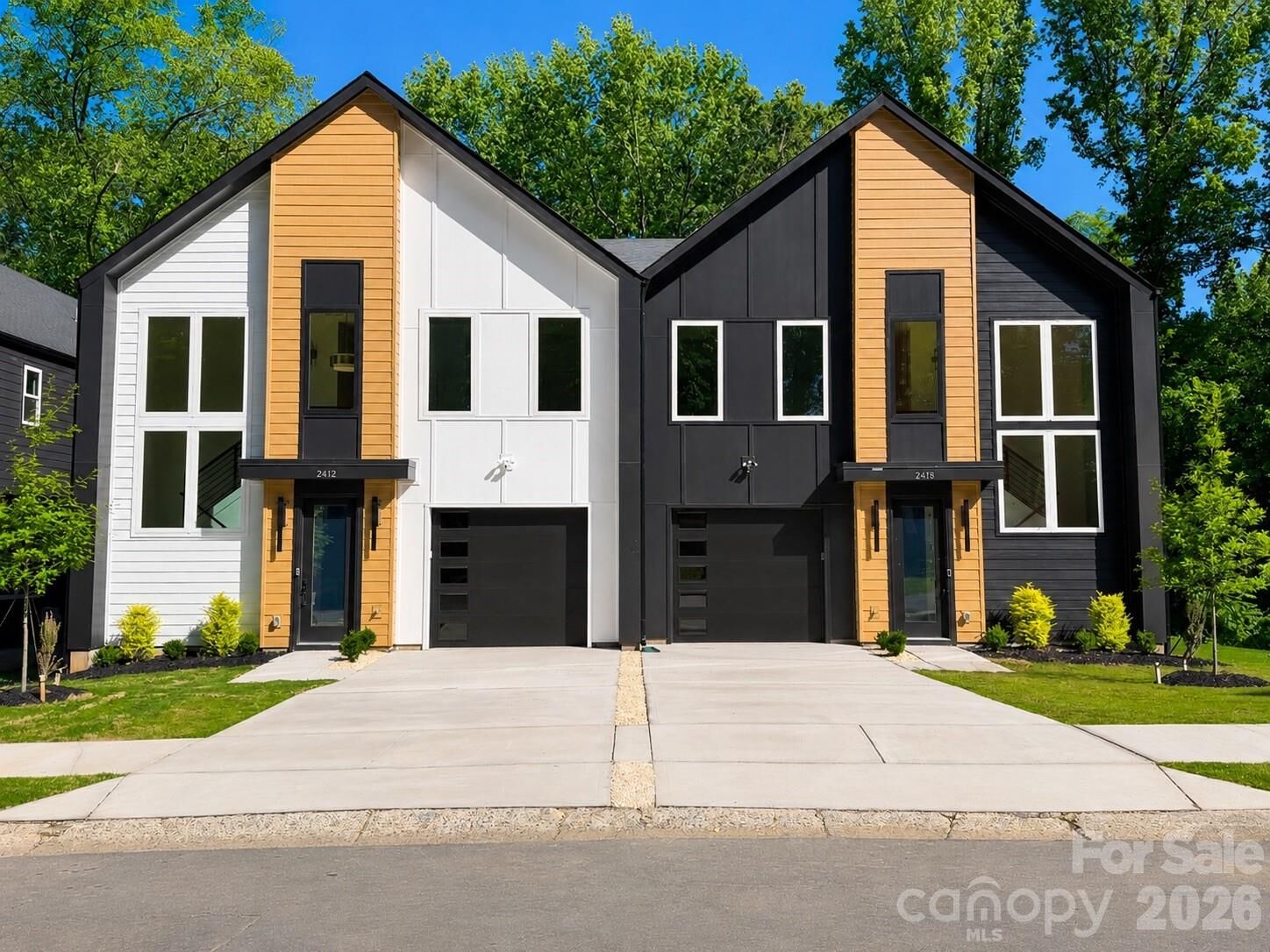 Property Photo:  2412 Crestview Drive  NC 28216 