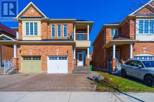 Property Photo:  3085 Doyle Street  ON L5M 0N2 