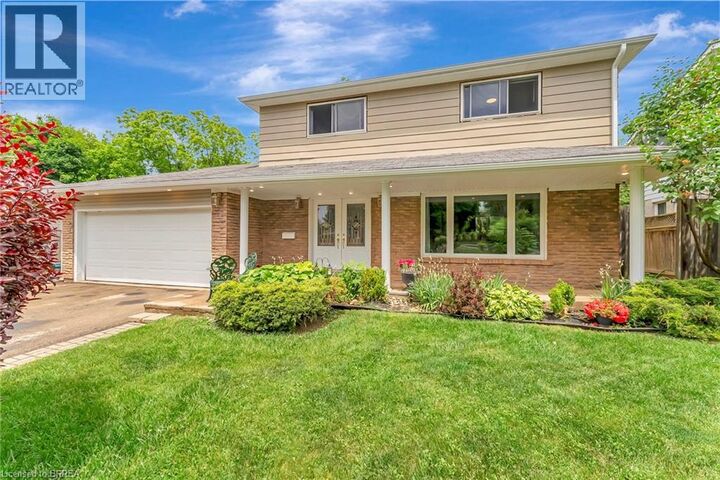 Property Photo:  307 Erindale Drive  ON L7L 4T3 