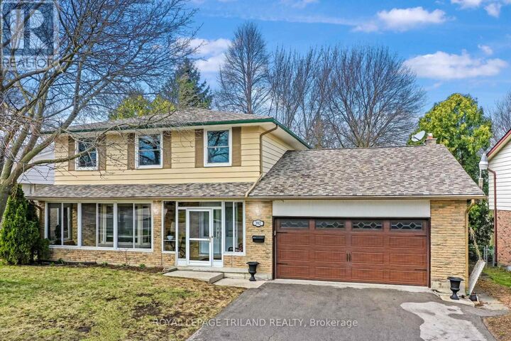 Property Photo:  392 Village Green Avenue  ON N6J 3Z8 