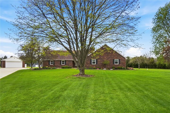 Property Photo:  2473 Bryan Court  OH 45385 