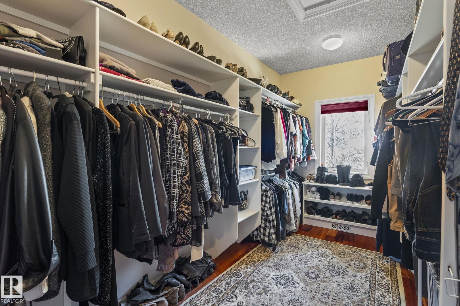 Property Photo:  9610 167 Street SW  AB T6Y 0C7 