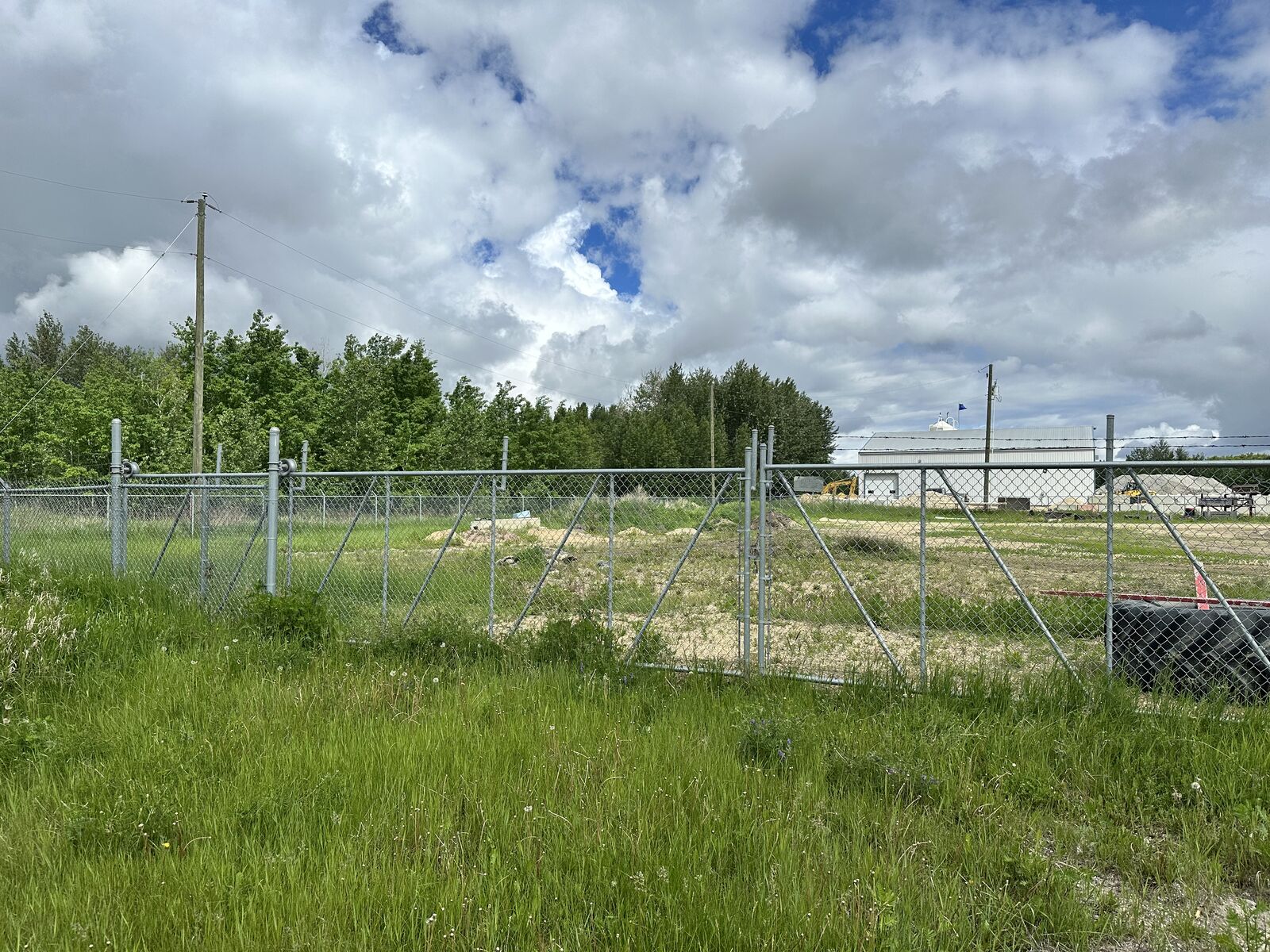 Property Photo:  48 Avenue  AB T9A 0P2 