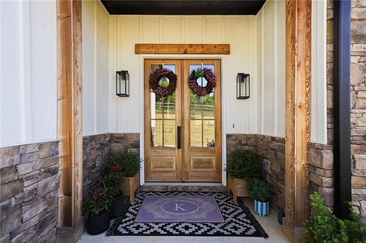 Property Photo:  856 Ferguson Place  GA 30132 