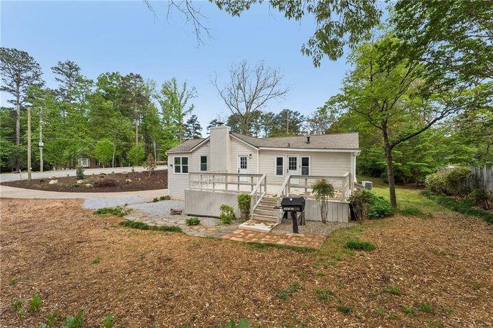 Property Photo: 1989 Mount Vernon Road GA 30338