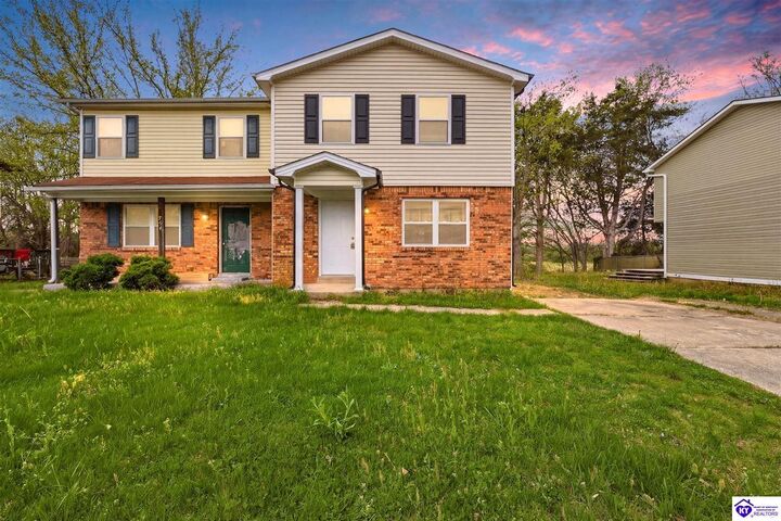 Property Photo:  752 Brian Court  KY 40160 