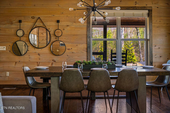 Property Photo:  834 Pine Top Lane  TN 37738 