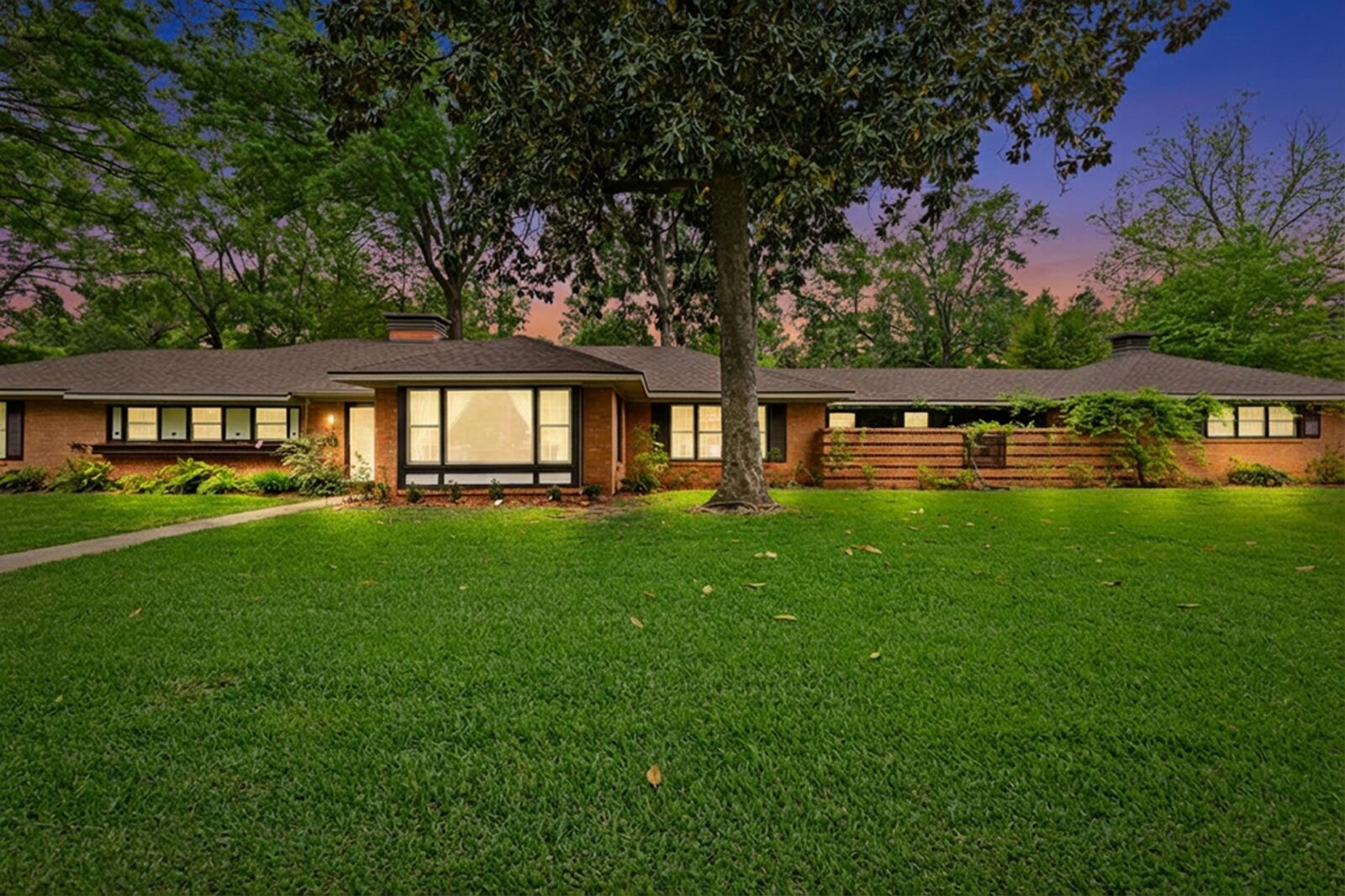 Property Photo: 820 Crimwood Lane TX 75662