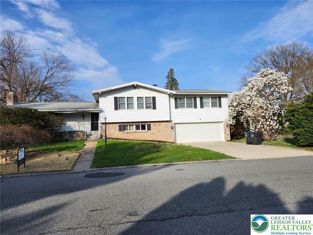 Property Photo: 811 S Glenwood Street PA 18103