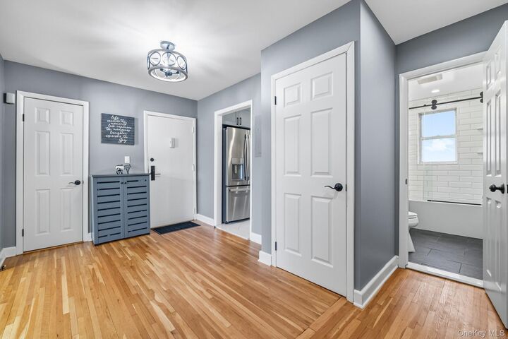 Property Photo:  31 Fieldstone Drive D1  NY 10530 