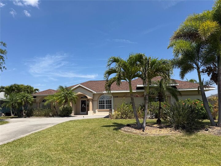 Property Photo:  138 Broadmoor Lane  FL 33947 