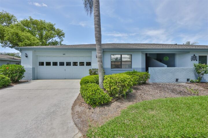 Property Photo:  1618 Leland Drive  FL 33573 