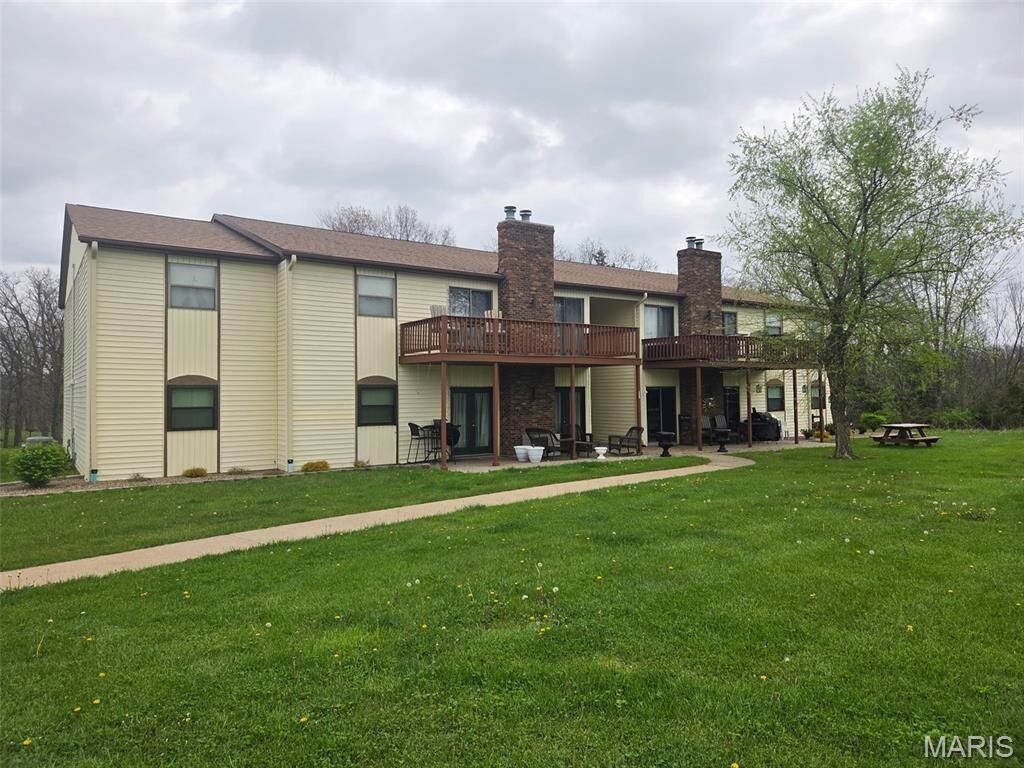 Property Photo:  18468 Lakeview Circle 101  MO 63456 