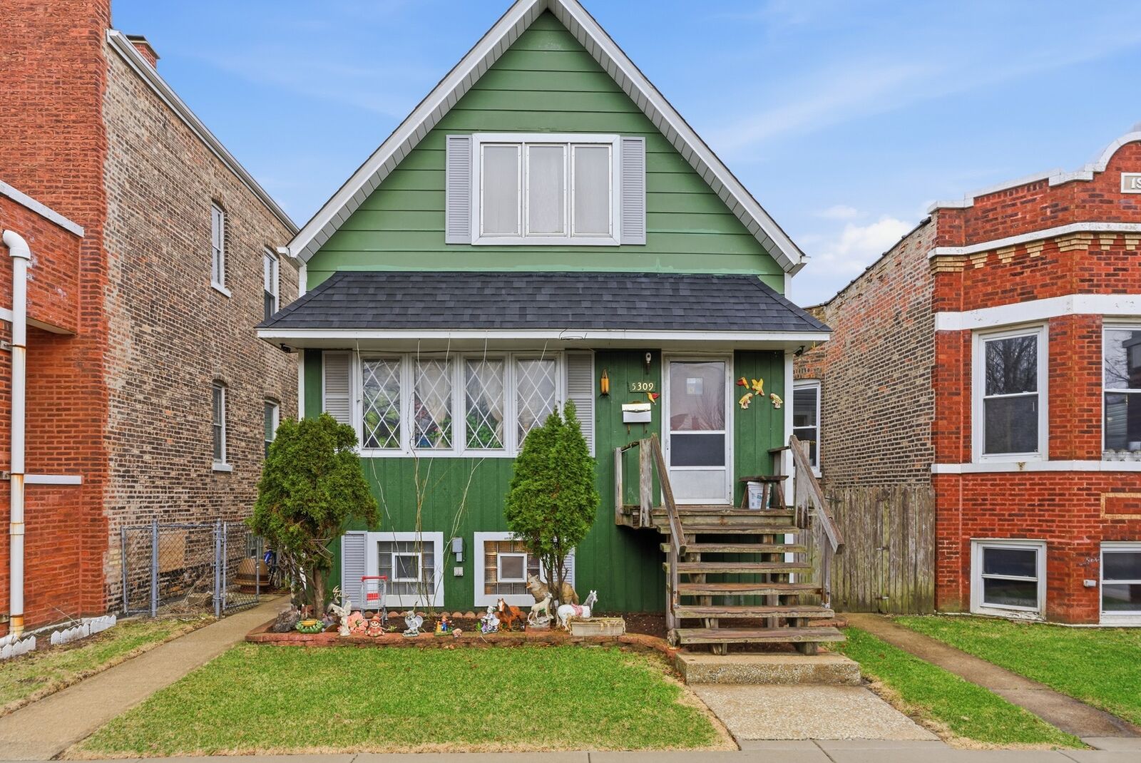 Property Photo:  5309 W 30th Street  IL 60804 