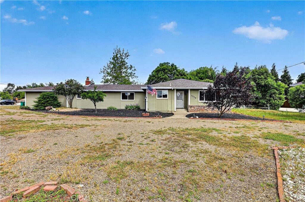 Property Photo:  3276 E Olive Avenue  CA 95340 