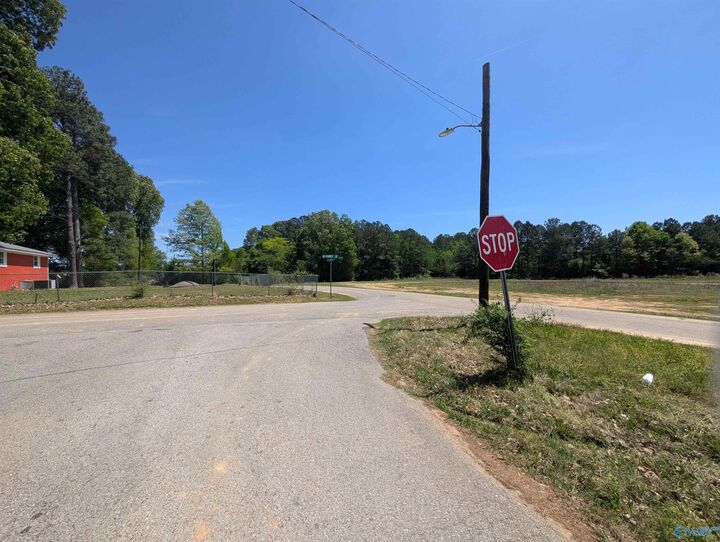 Property Photo:  21 West McKinney Street  AL 35904 