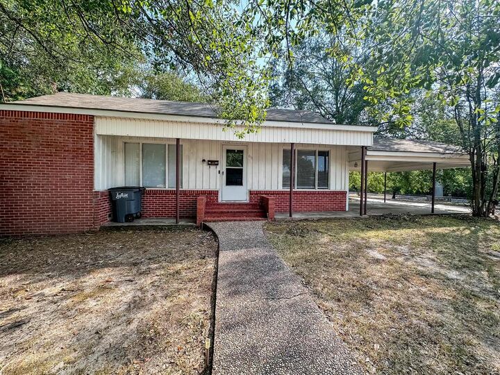 Property Photo:  611 Park Lane  TX 75904 