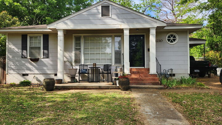 Property Photo:  1210 Fletcher St.  MS 38804 