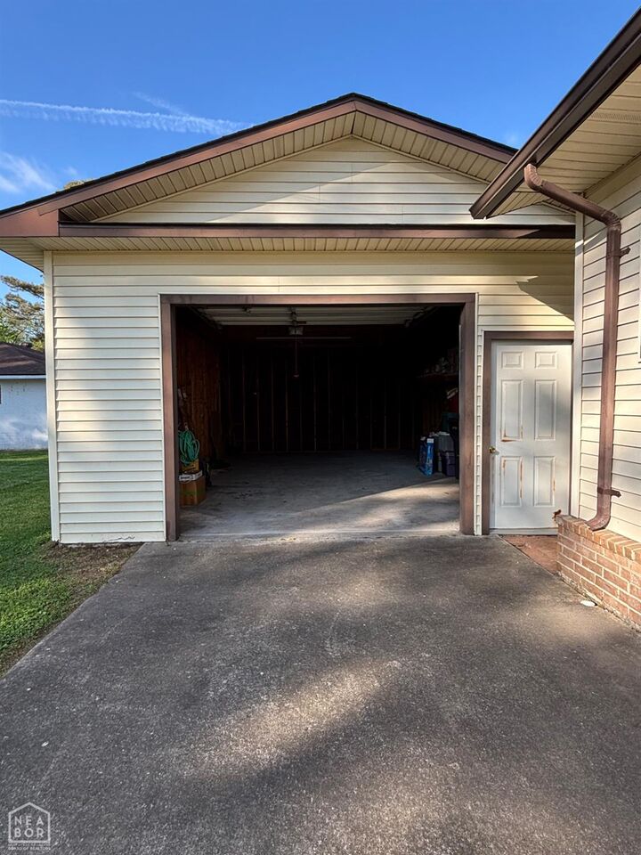 Property Photo:  310 E Elm Street  AR 72476 