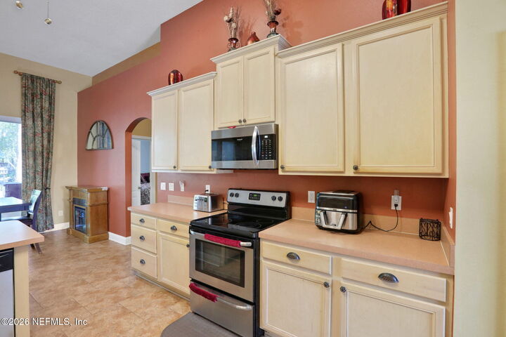 Property Photo:  13745 Victoria Lakes Drive  FL 32226 