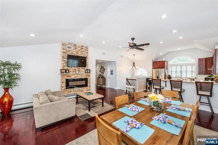 Property Photo:  6 Melissa Drive  NJ 07512 