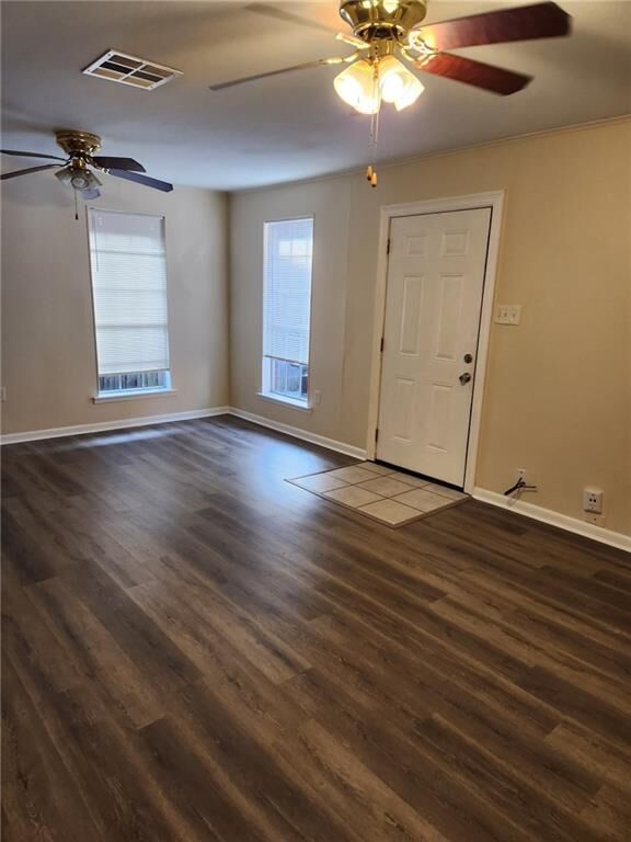 Property Photo:  117 (A & B) J Street  LA 70037 