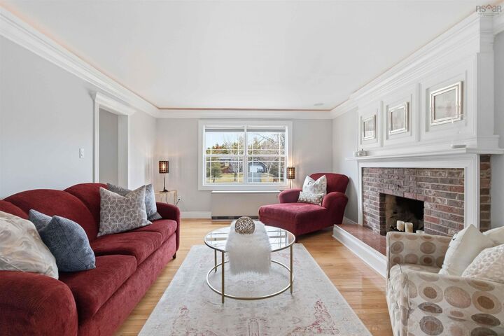 Property Photo:  9 Dyllys Drive  NS B4E 3B8 