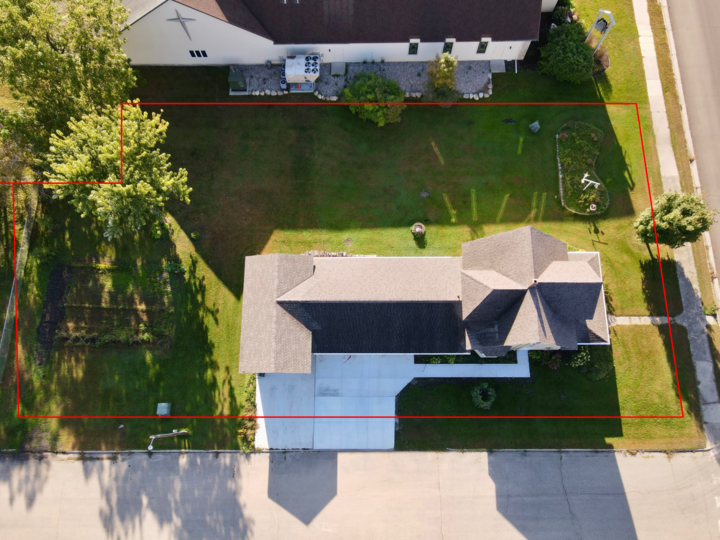 Property Photo:  701 Douglas Avenue  MN 56551 