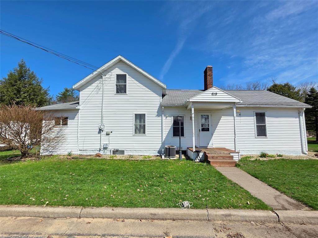 Property Photo:  619 W Perkins Street  WI 54722 