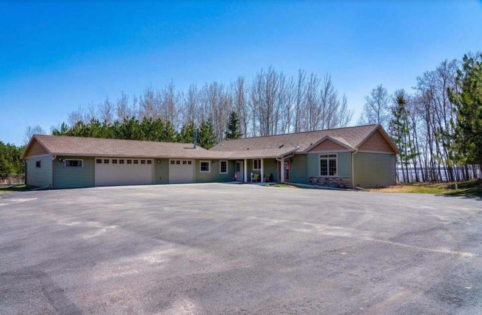 Property Photo:  22173 Erdahl Court NE  MN 56683 